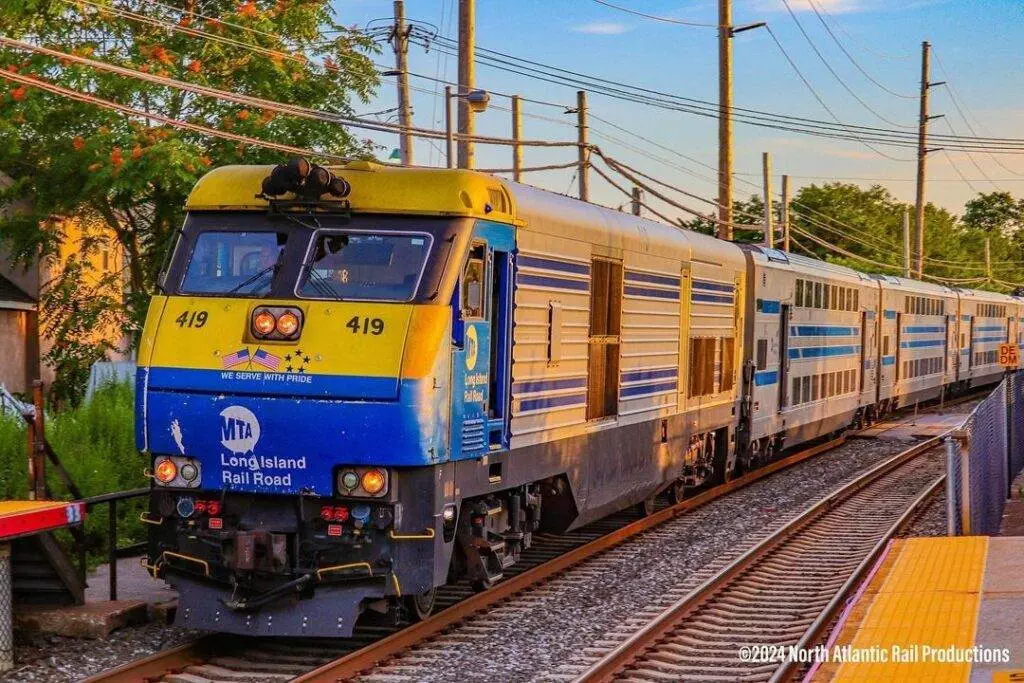 LIRR Locust Valley