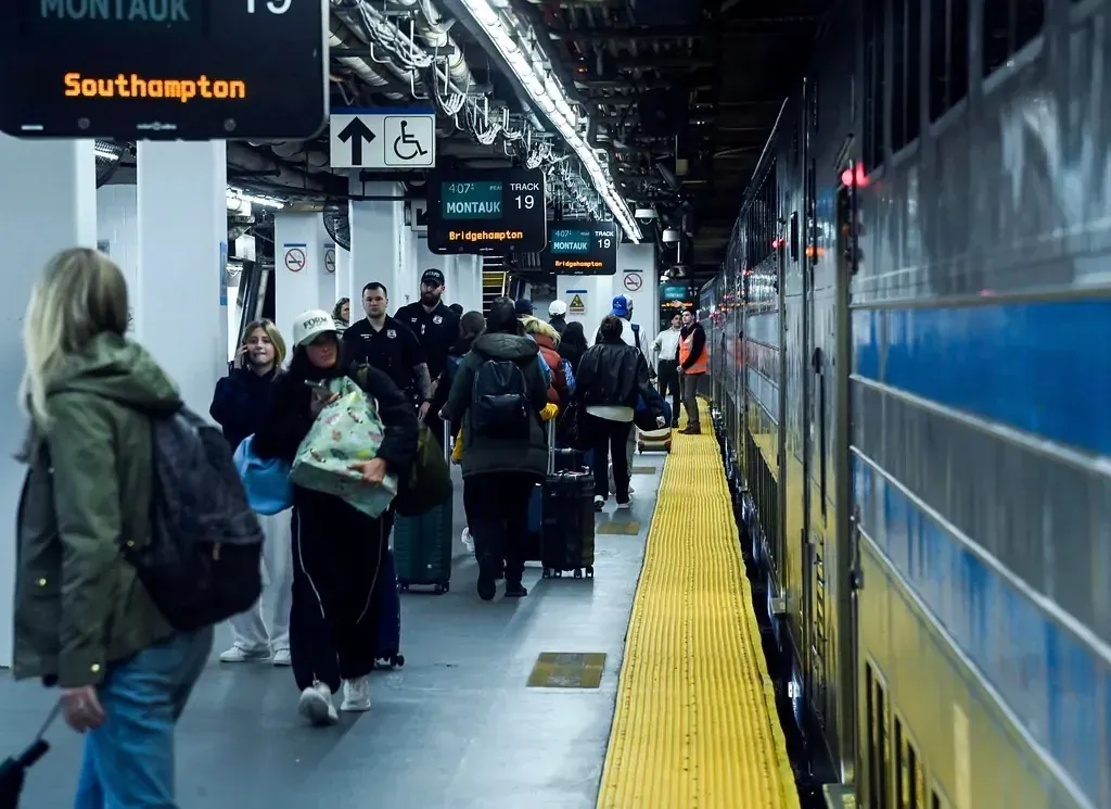 LIRR Merrick Station