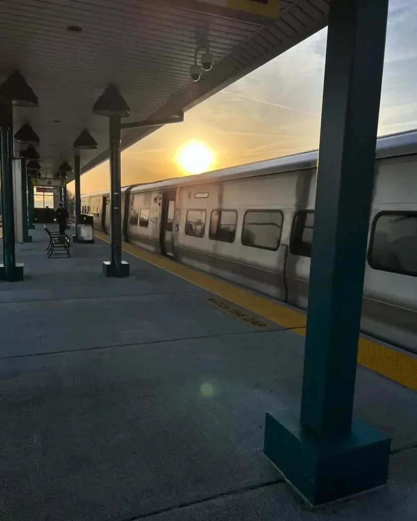 LIRR Wantagh Station