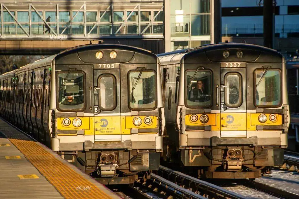 Mineola LIRR